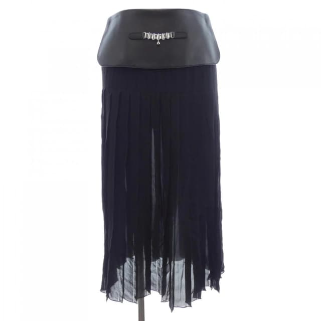 Hermès Skirt Black in Black Silk from The Reluxe, photo 1 of 1