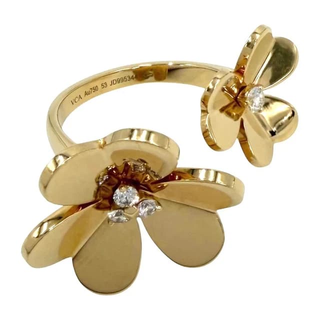 Van Cleef & Arpels Ring Frivole Entre les Doigts 53 Gold Diamond in Gold from The Reluxe, photo 1 of 1