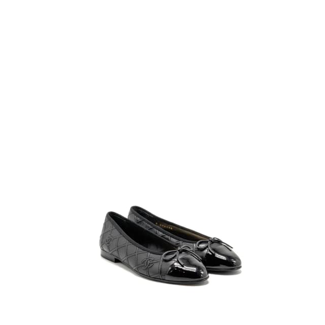 Chanel Size 38.5 23S Ballerinas Lambskin/Patent Calfskin Black in Black Lambskin from EMIER, photo 1 of 1