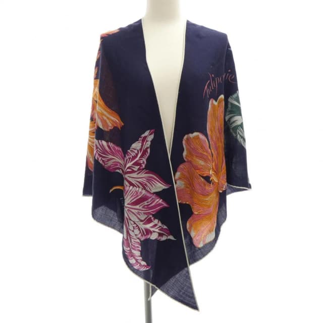 Hermès Tulipomanie Triangle Jean Shawl Scarf in Silk from The Reluxe, photo 1 of 1