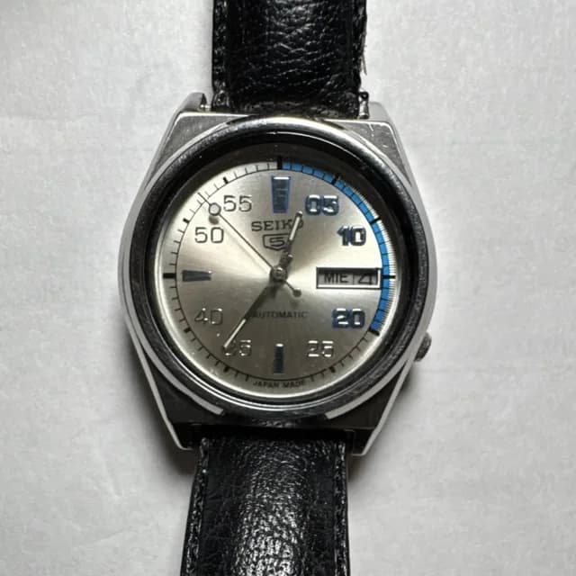 Seiko Vintage 5 7009-8750 Automatic Silver Dial Watch in silver|gray Leather from Grailed, photo 1 of 1