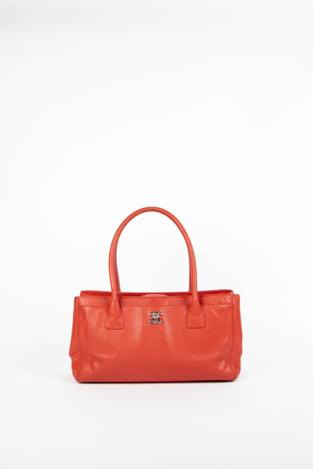 2010s Chanel Red Caviar Leather Small Executive Shopper Tote Bag in Red Caviar leather from Break Archive, photo 1 of 1