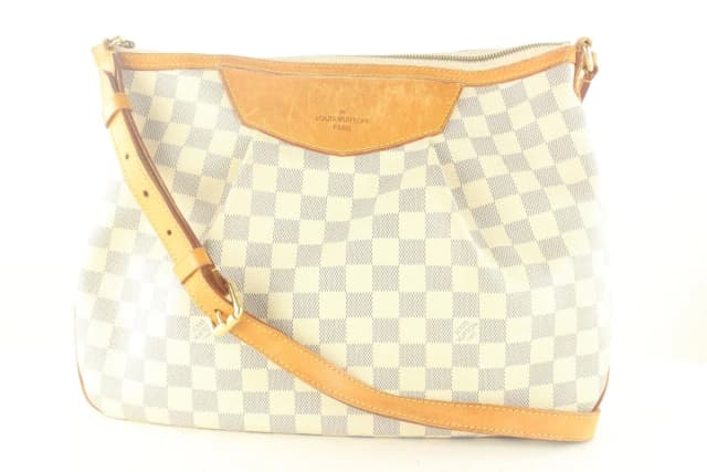 Louis Vuitton Siracusa Shoulder Bag PM White Leather in White Leather from Bagriculture, photo 1 of 1