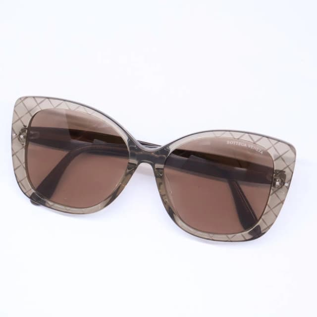 Bottega Veneta 002 Cat Eye 54 Eyewear from The Reluxe, photo 1 of 1