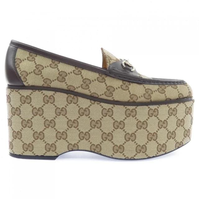 Gucci Sneakers Beige in Beige from The Reluxe, photo 1 of 1
