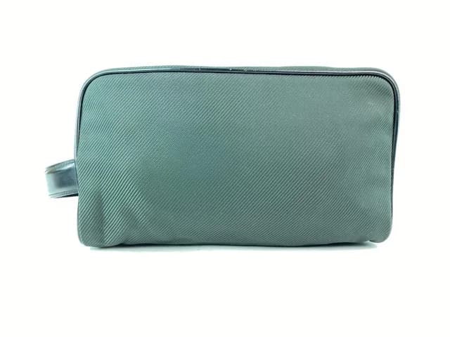 Louis Vuitton Green Taiga Nylon Palana Cosmetic Pouch Toiletry Case in Green Nylon from Bagriculture, photo 1 of 1