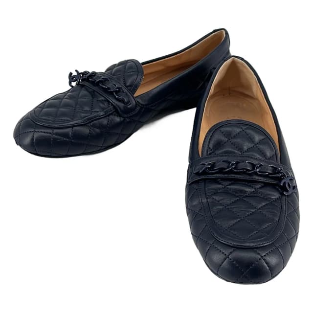 Chanel Quilted CC Logo Chain Pumps Navy Heel 37.5 in Navy from The Reluxe, photo 1 of 1