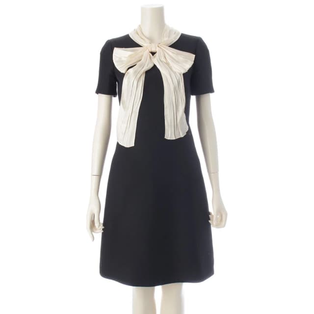 Gucci Wool Silk Ribbon Motif Dress Short Sleeve Top Black White 36 in Black Silk from The Reluxe, photo 1 of 1