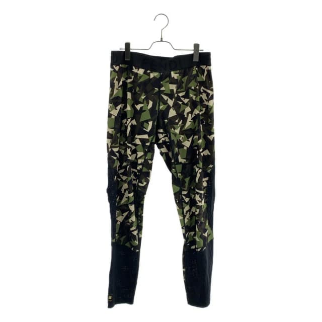 Fendi Bugs Eye Camouflage Leggings XL Khaki Pants in Green from The Reluxe, photo 1 of 1