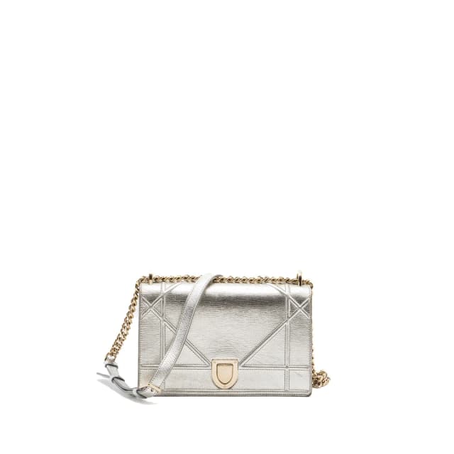 Dior Diorama Bag Goatskin Metallic Silver LGHW in Silver Goatskin from EMIER, photo 1 of 1
