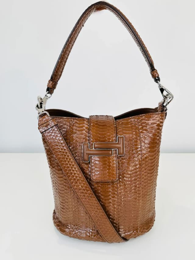 Tod's Snakeskin Embossed Leather Double T Bucket Bag in Leather from Edit Second Hand, photo 1 of 1