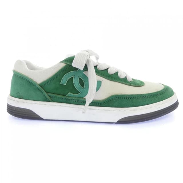 Chanel Sneakers White in White Calfskin from The Reluxe, photo 1 of 1