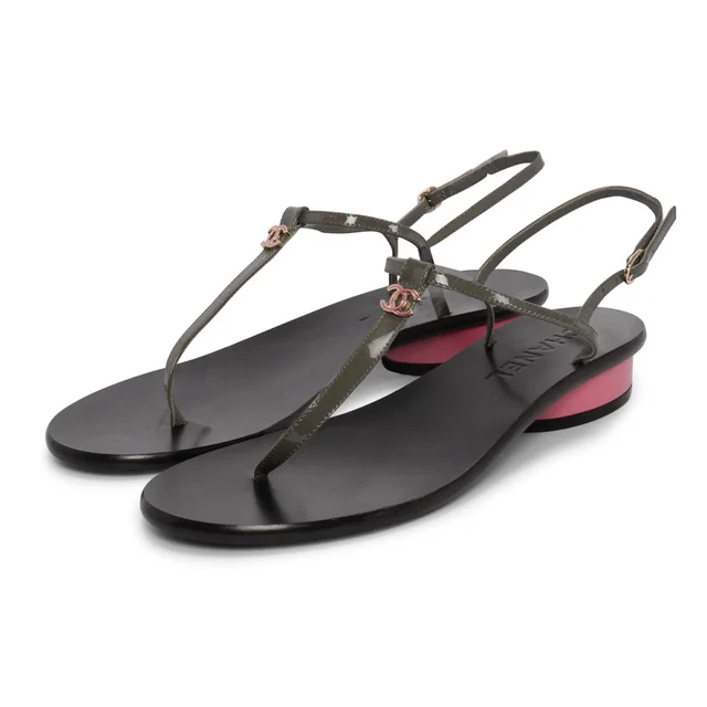 Chanel Patent CC Thong Sandals 37 in Khaki & Pink Patent leather from Blue Spinach, photo 1 of 1