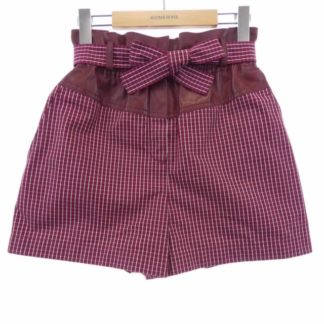 Hermès Shorts White in White from The Reluxe, photo 1 of 1