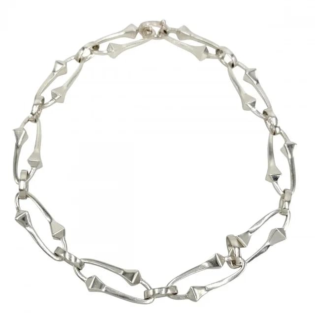 Gucci Necklace Chiodo Intertwined 925 Sterling Silver in Silver from The Reluxe, photo 1 of 1