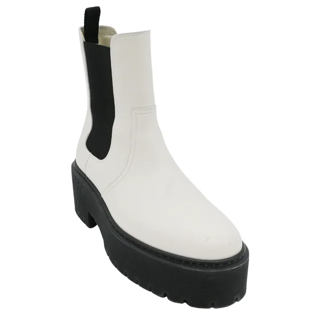 Hermès Ivory & Black Leather Platform Chelsea Boots in Black Leather from Clotheshorse Anonymous, photo 1 of 1