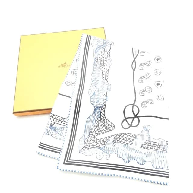 Hermès Carre 55 Les Canyons Etoiles From The To The Stars Scarf Silk Bandana in Silk from The Reluxe, photo 1 of 1