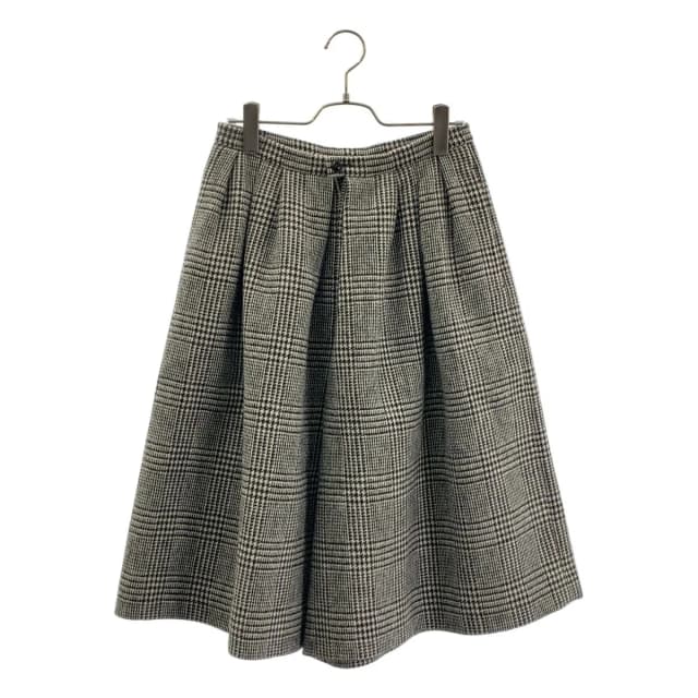 Gucci Wool Houndstooth Pleated Shorts 38 Gray in Grey Wool from The Reluxe, photo 1 of 1