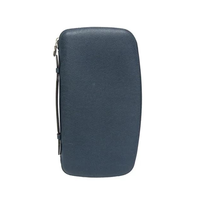 Louis Vuitton Taiga Travel Case Organizer Atoll M30653 Men's Taiga Leather Long Wallet (bi-fold) Ocean in Ocean Taiga leather from Elady, photo 1 of 1