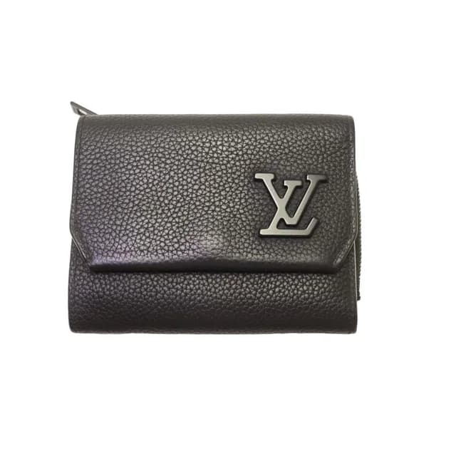 Louis Vuitton Aerogram Portefeuille Pilot Leather Trifold Wallet in Leather from The Reluxe, photo 1 of 1