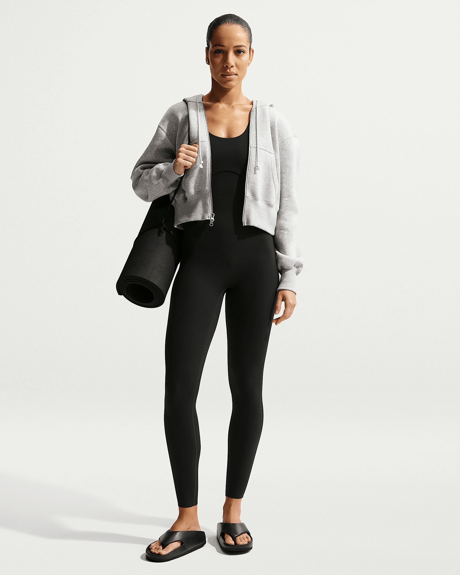 Nike Zenvy in Black/Cool Grey, image 1 of 1 from Nike
