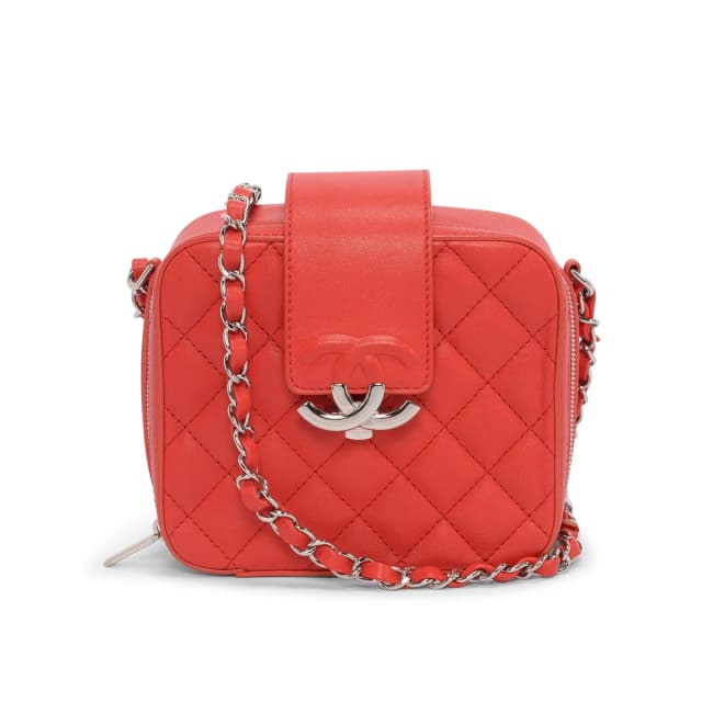 Chanel Quilted Leather Mini CC Box Camera Bag in Red Leather from Blue Spinach, photo 1 of 1