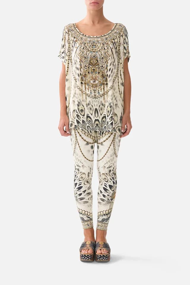 Camilla eBoutique LOOSE FIT TEE LADY LIONHEART, image 1 of 1 from CAMILLA