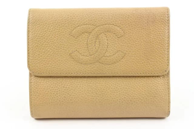 Chanel Beige Caviar CC Logo Trifold Compact Wallet in Beige Caviar leather from Bagriculture, photo 1 of 1
